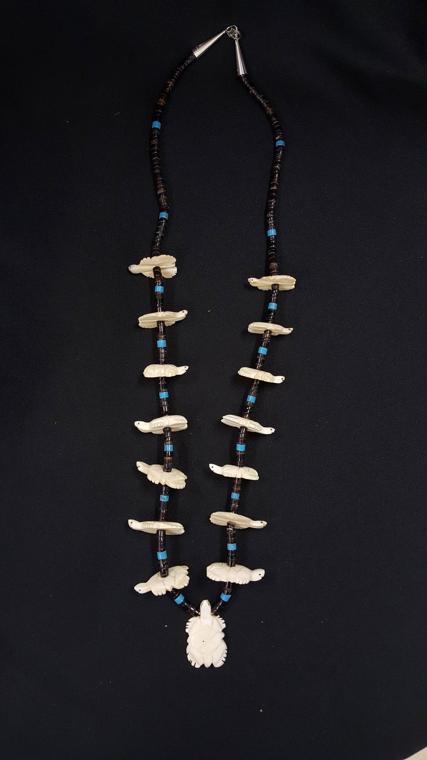 28 inches Santo Domingo sea turtle fetish necklace