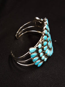 Blue Kingman Turquoise cluster cuff bracelet - Native American Zuni - Sterling Silver