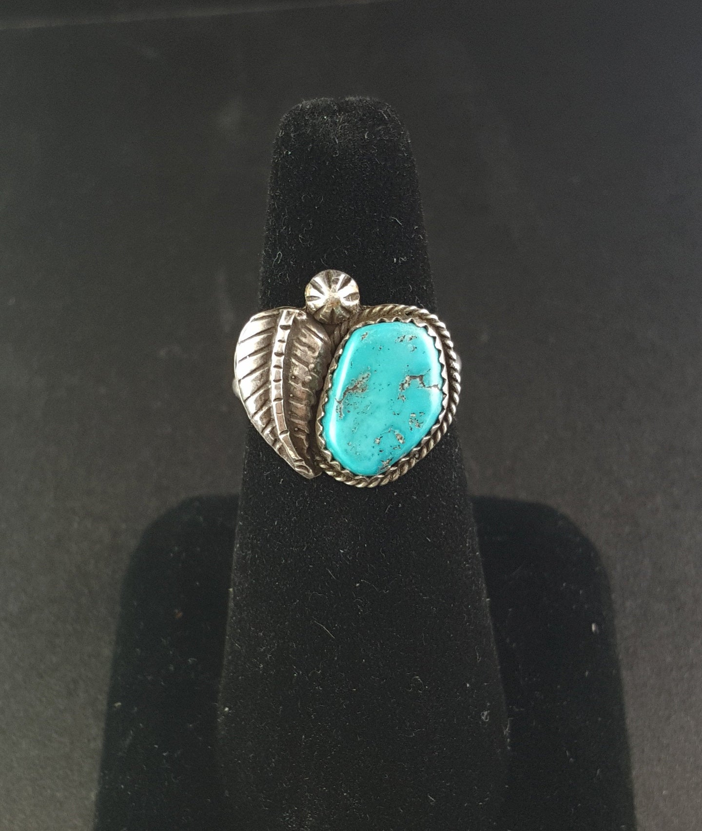 Navajo Leaf Kingman turquoise sterling silver ring - size 7 1/2