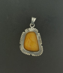 Navajo sterling silver pendant - vintage