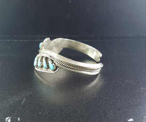 Navajo Cluster turquoise sterling silver cuff bracelet - vintage
