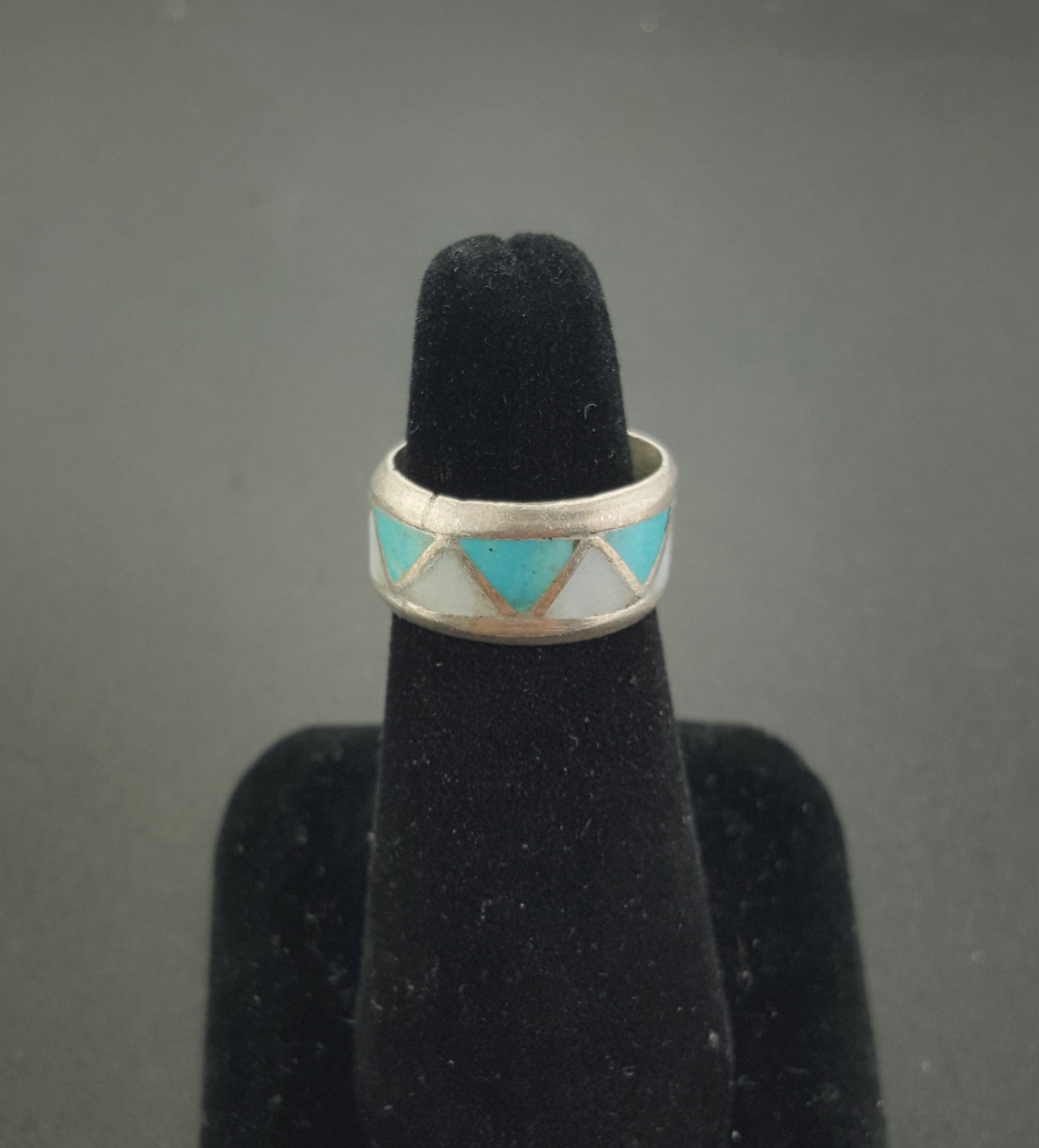 Vintage Navajo zigzag Inlay turquoise mother of pearl sterling silver ring - size 5 1/2