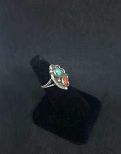 size 7.5 VINTAGE Navajo Flower Turquoise Red Coral sterling silver ring