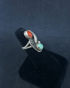size 6.5 VINTAGE Navajo Leaf Feather Turquoise Red Coral sterling silver ring