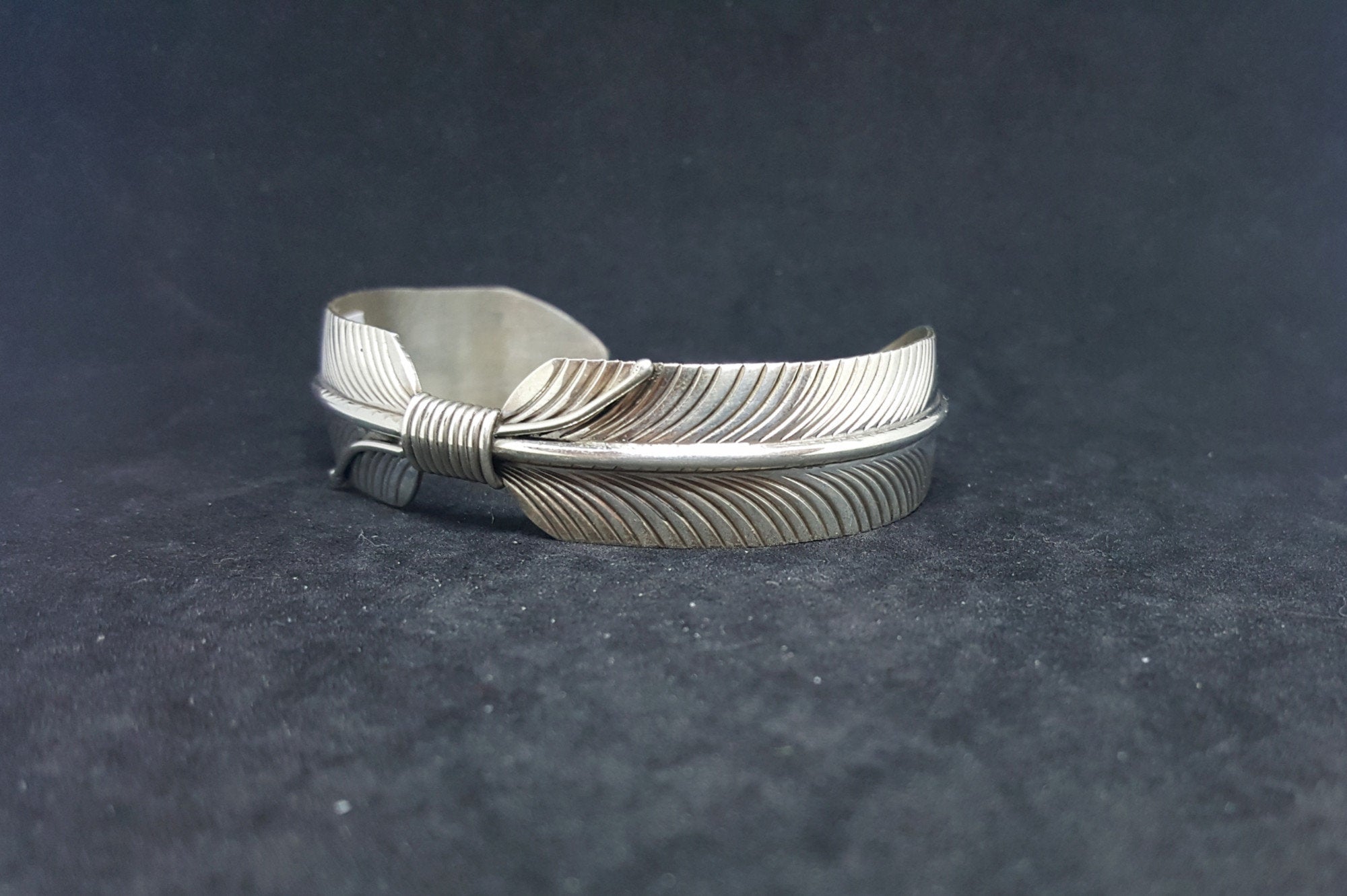 Douglas Etsitty Navajo Feather sterling silver cuff bracelet