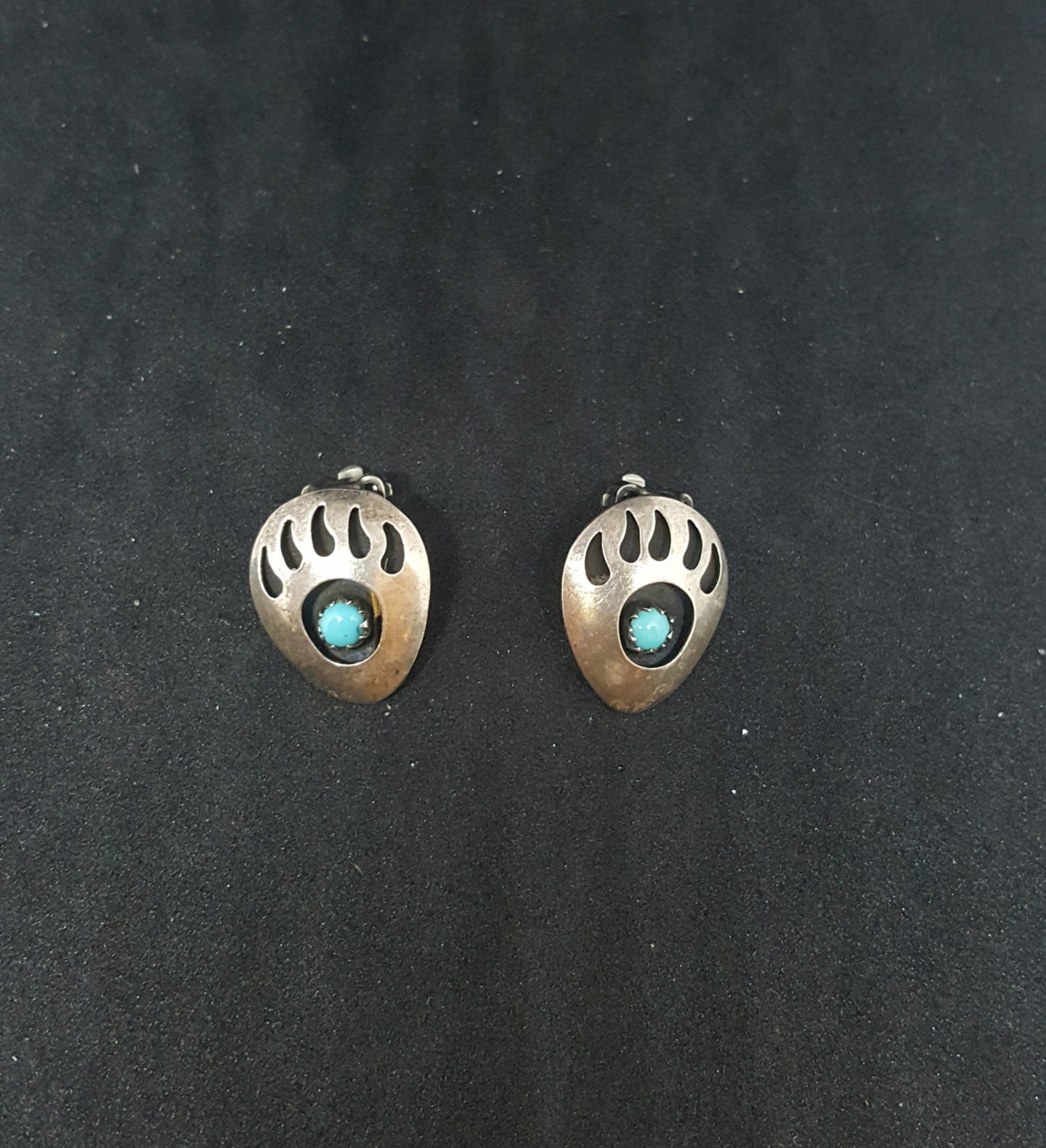 5/8 inches vintage sterling silver Native American bear paw with sleeping beauty turquoise earrings - clip-on