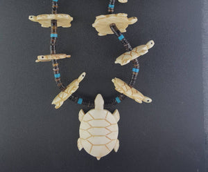 28 inches Santo Domingo sea turtle fetish necklace