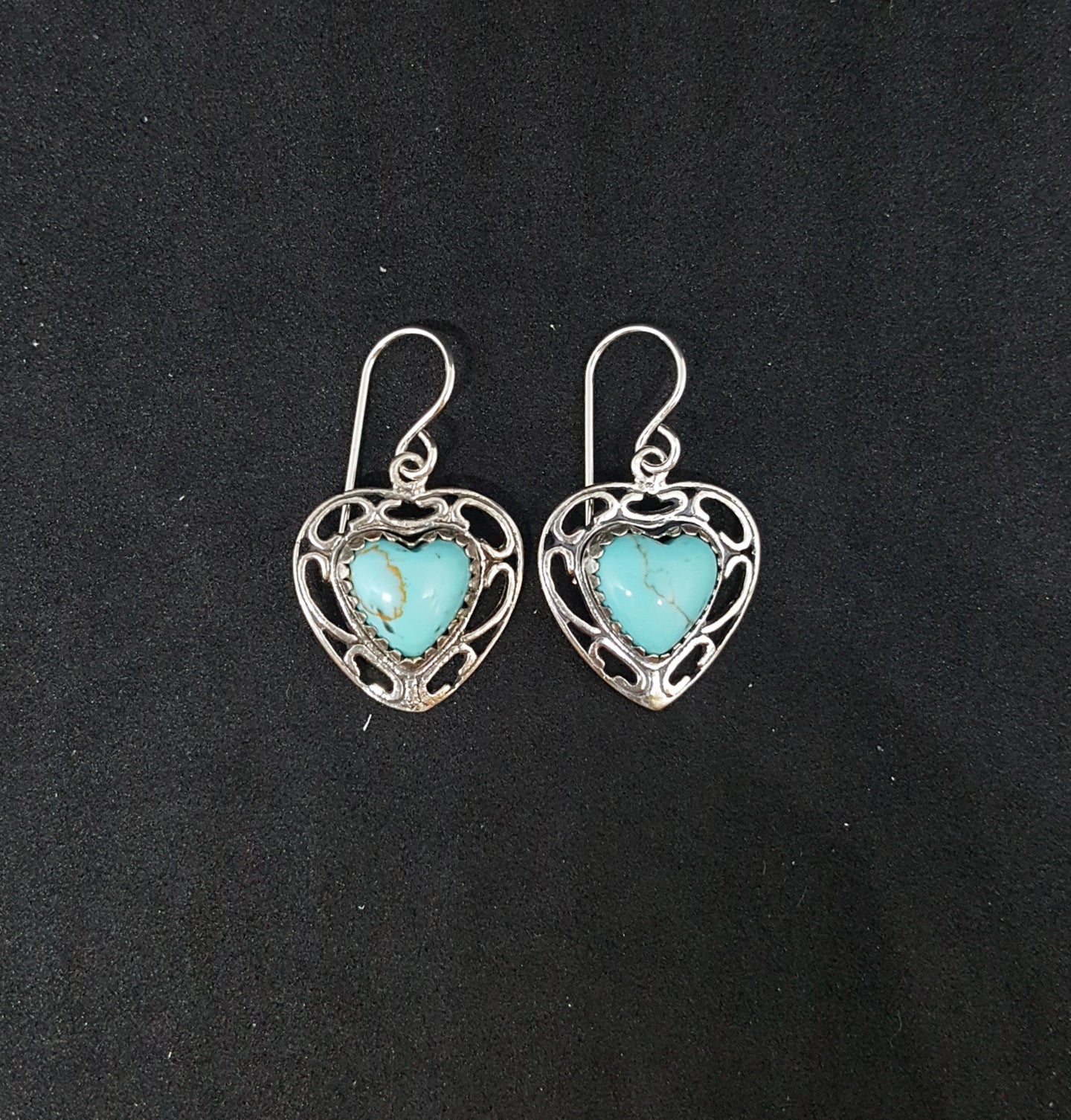 Southwest Heart Kingman Turquoise sterling silver dangle earrings
