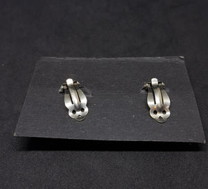 Vintage Navajo Clip on earrings flower earrings - Sterling silver Plain