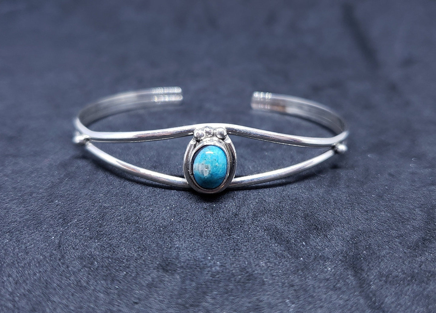 New Navajo rough Kingman turquoise sterling silver cuff bracelet