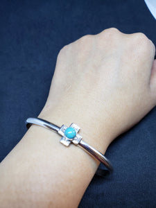 New Navajo cross kingman turquoise sterling silver cuff bracelet