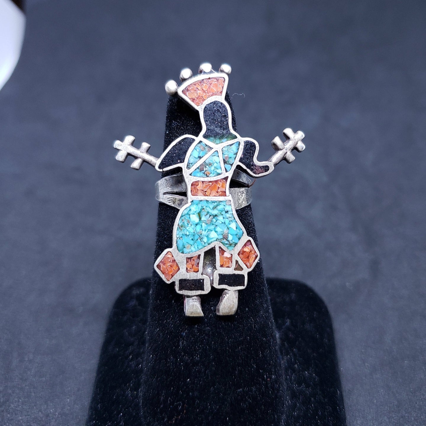 Vintage Zuni Kachina inlay turquoise chip coral chip black onyx sterling silver ring size 6