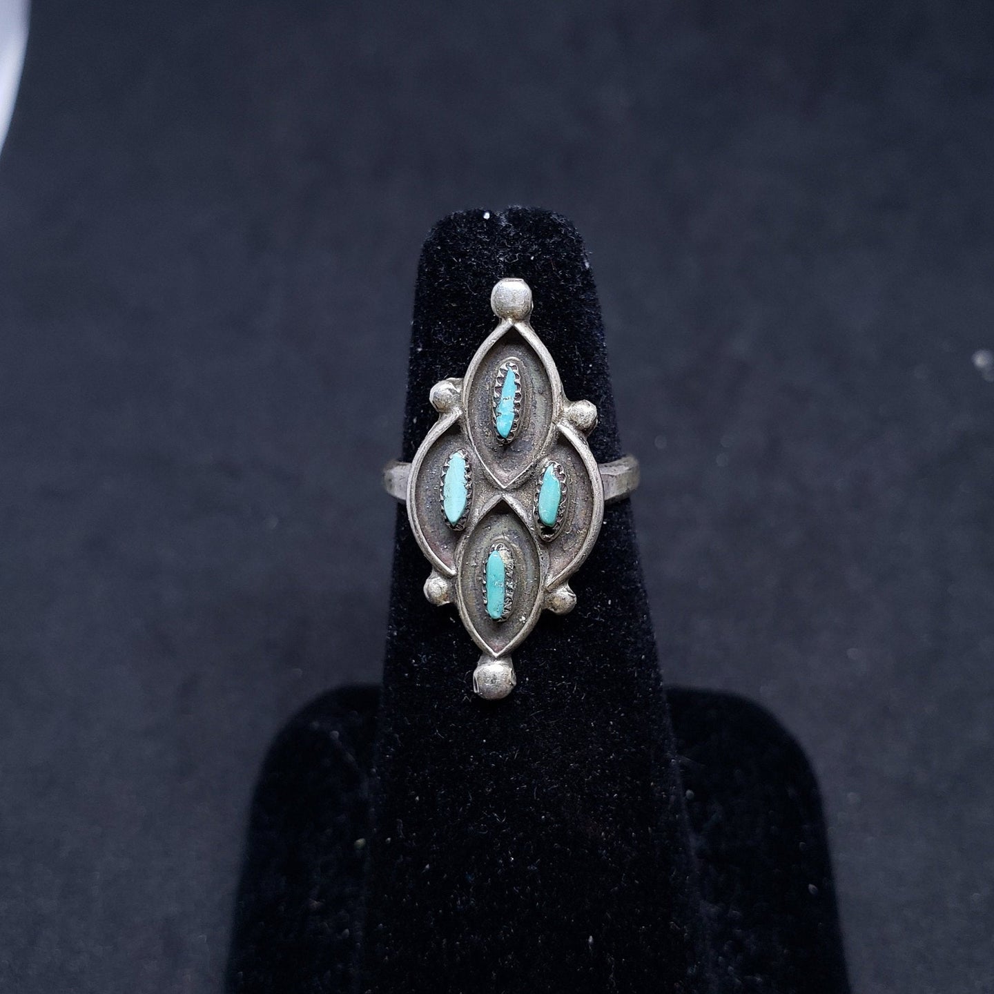 Vintage Southwest point turquoise sterling silver ring size 5 1/2