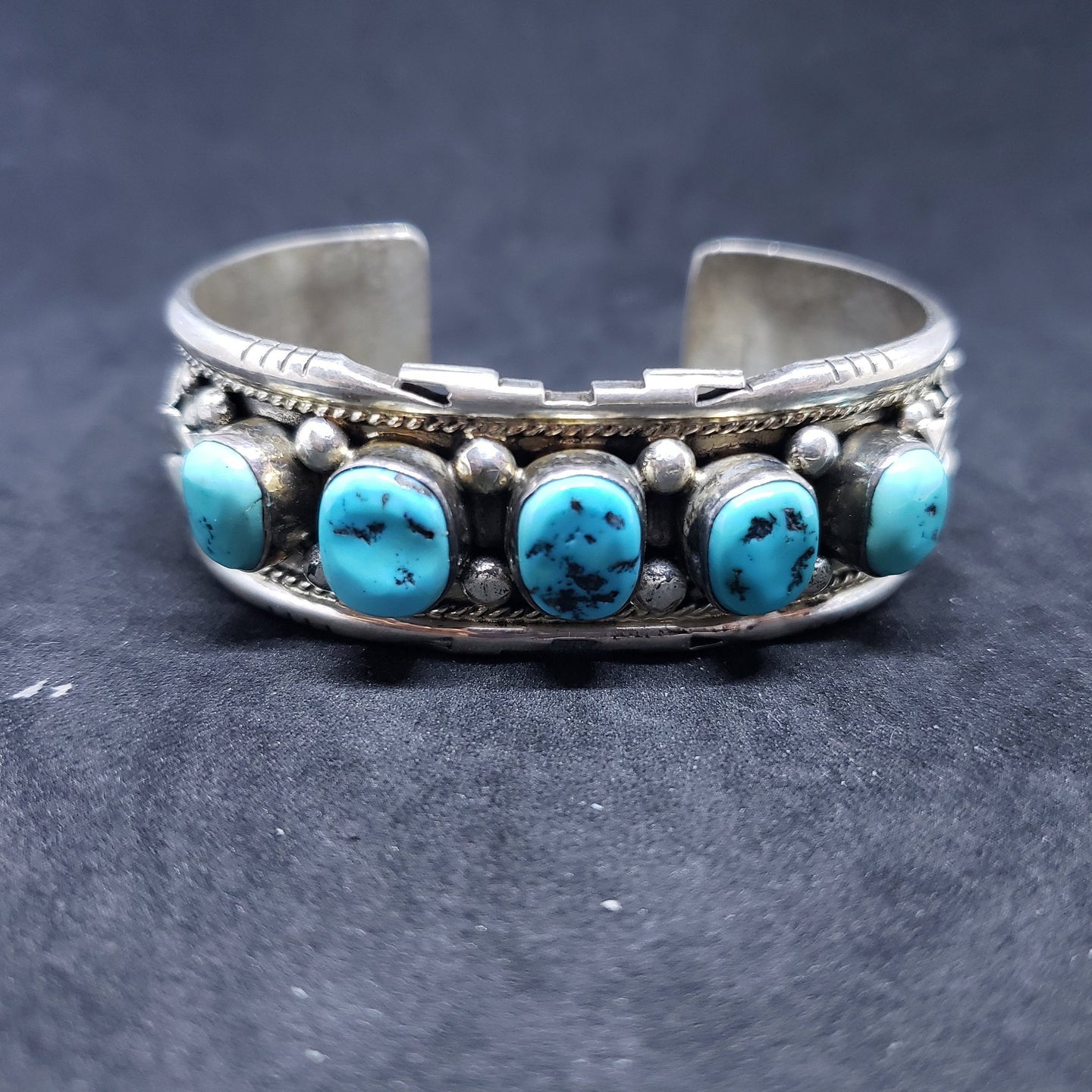 Vintage Navajo flower leaf sleeping beauty turquoise sterling silver cuff bracelet- signed JBOB