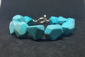 Beauty of Nature Turquoise Random shape sterling silver beaded bracelet