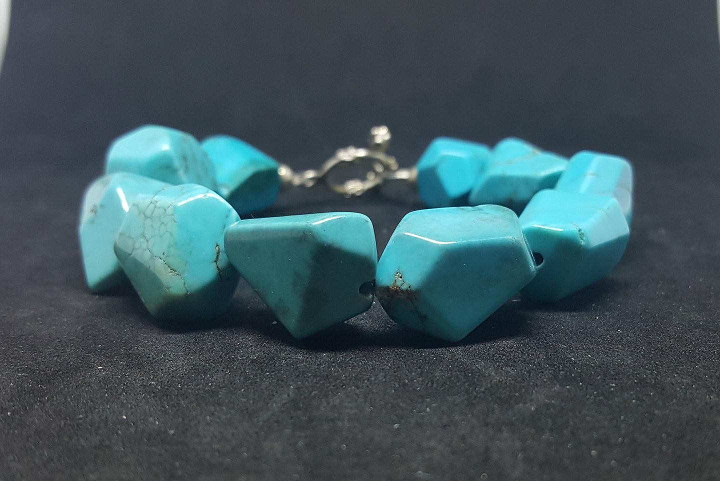 Beauty of Nature Turquoise Random shape sterling silver beaded bracelet