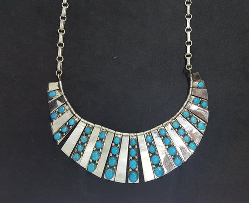 18 inches Southwest Crescent Shape lined dots Turquoise sterling silver charm necklace