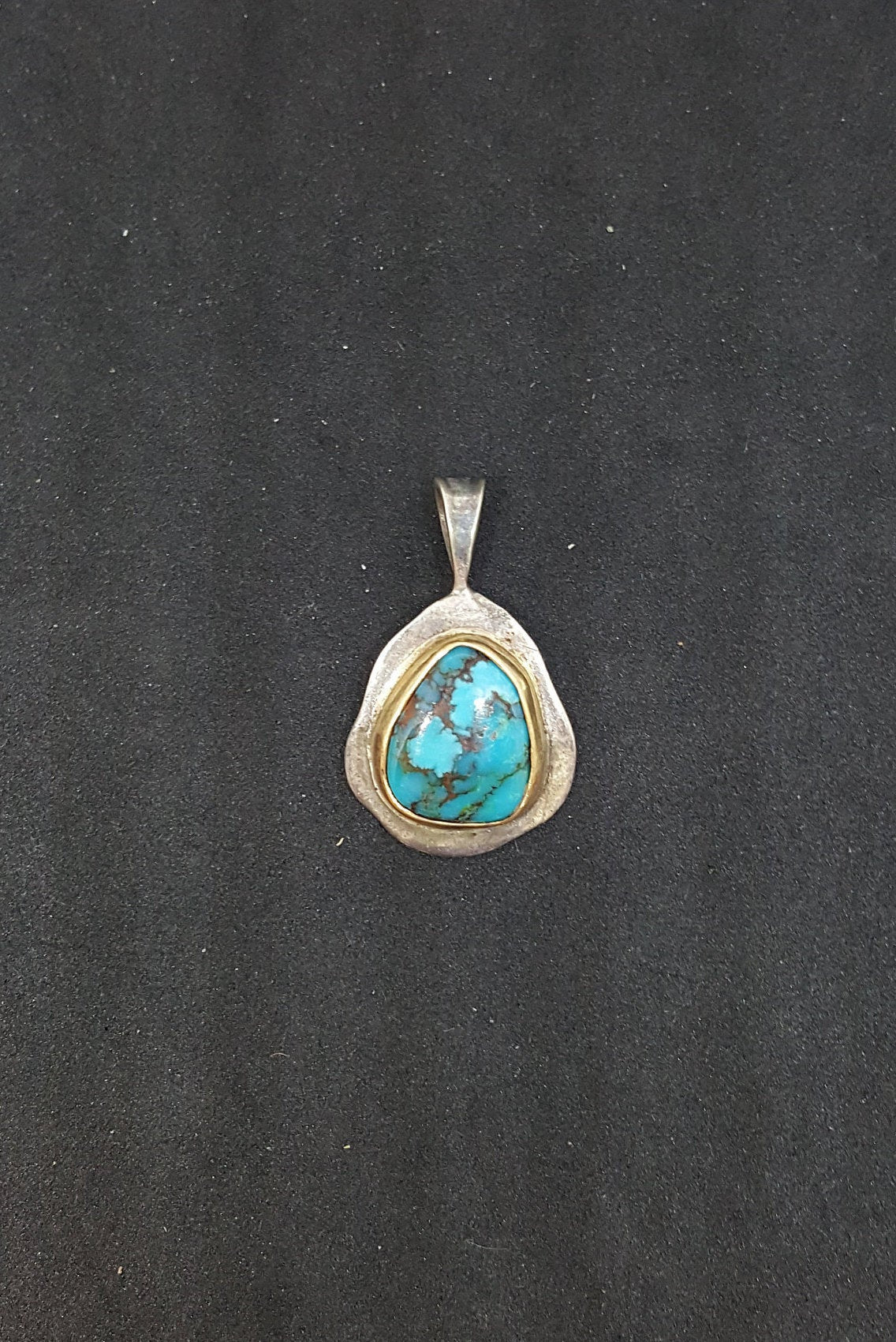 Vintage Navajo Turquoise mountain triangle shape sterling silver pendant necklace