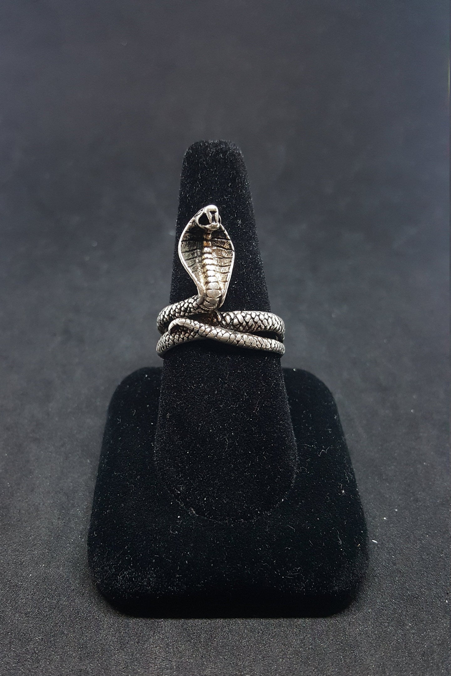 The Cobra sterling silver ring size 13 - Vintage