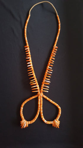 28 inches Jacla Spiny Oyster chips on a rope beaded necklace
