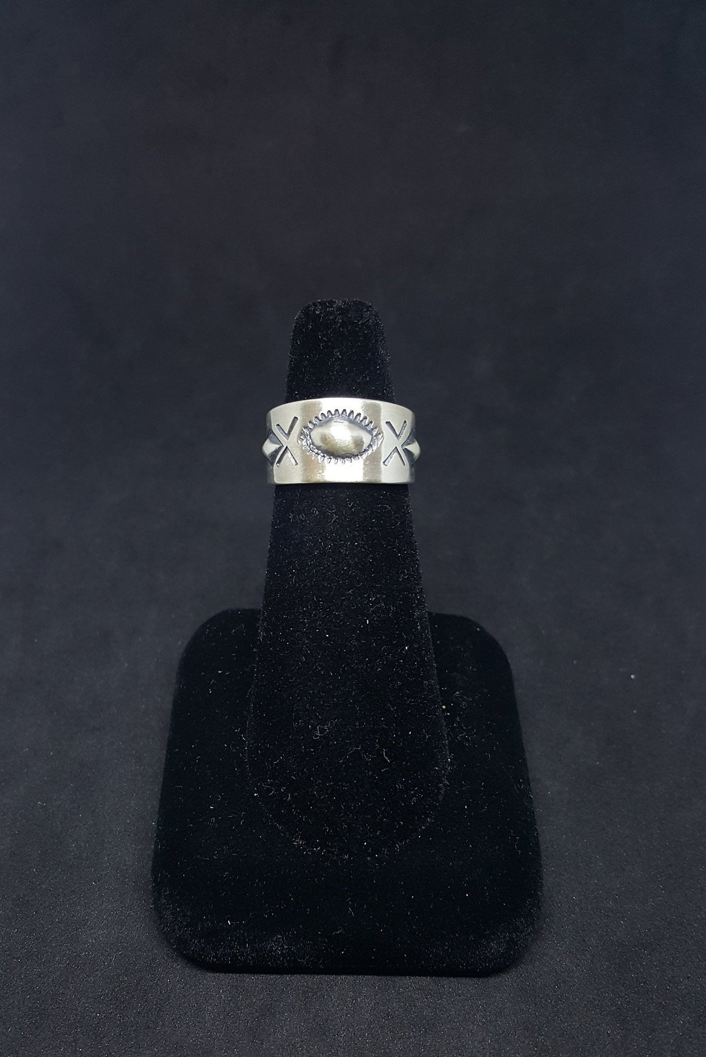 Size 6 3/4 - Navajo Sterling silver Ring The Big Eye design