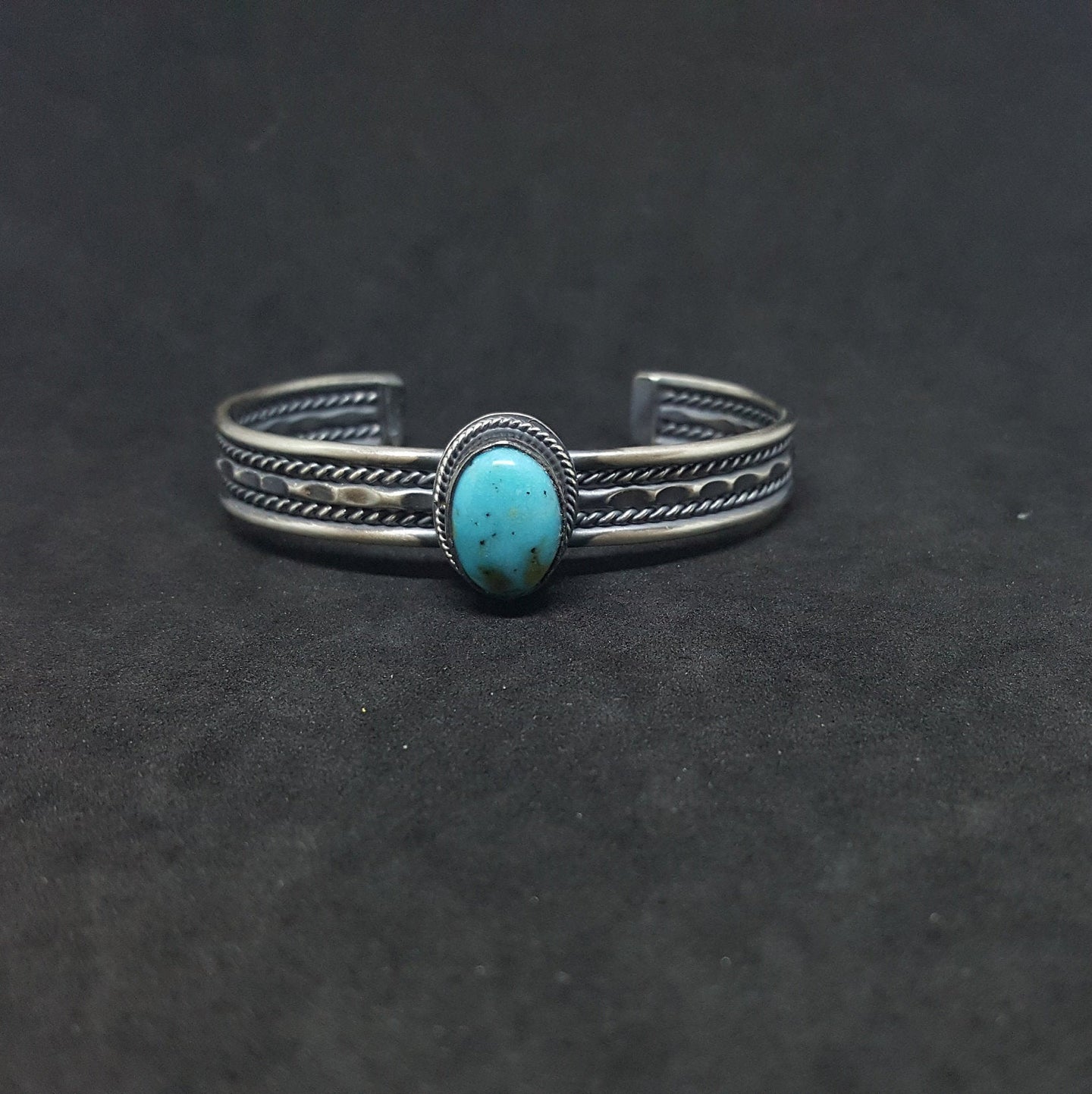 VINTAGE Navajo Nevada Turquoise twisted sterling silver Cuff bracelet