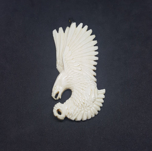 Carving Deer horn Eagle Wolf Pendant
