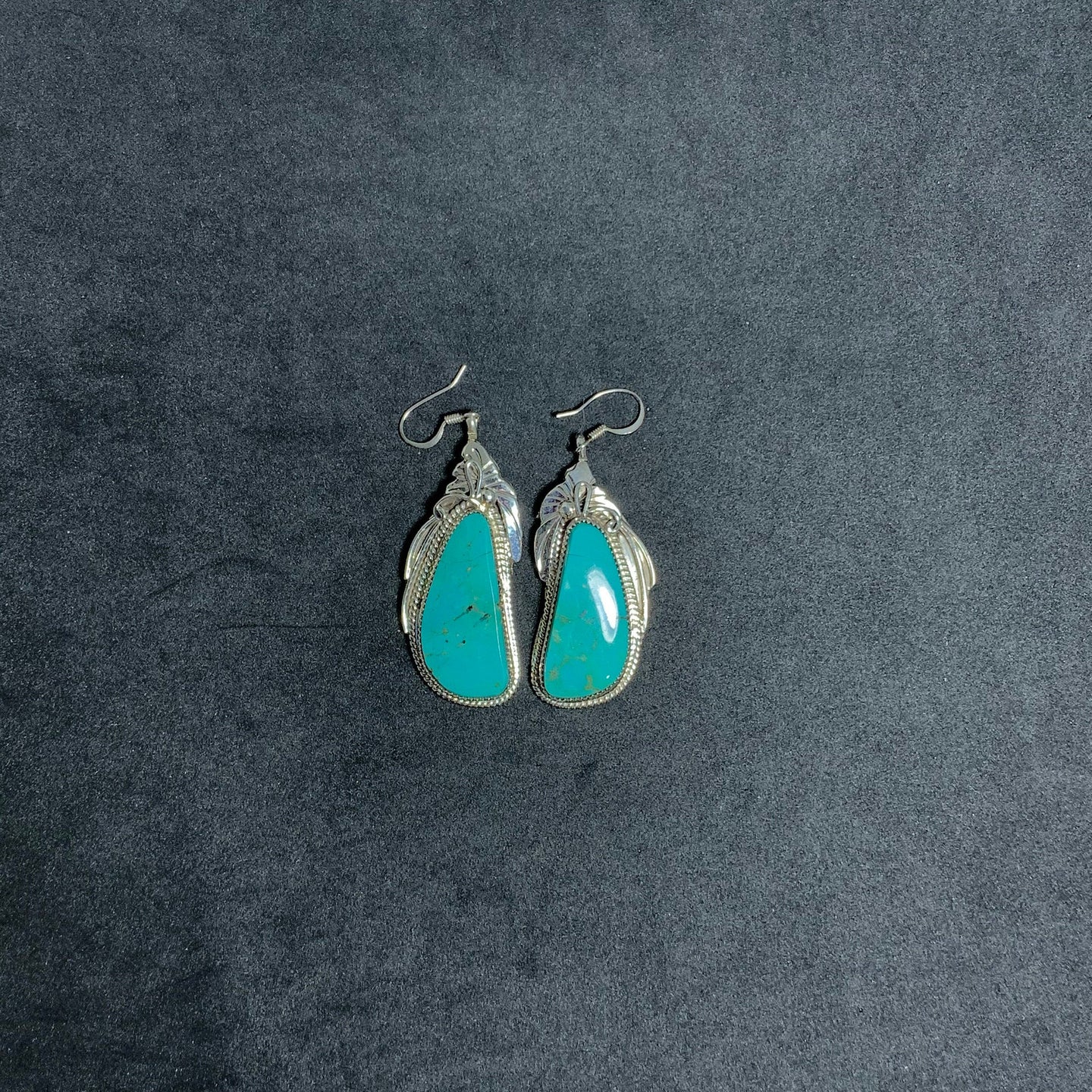Southwest Single Big Kingman Turquoise sterling silver dangle earrings