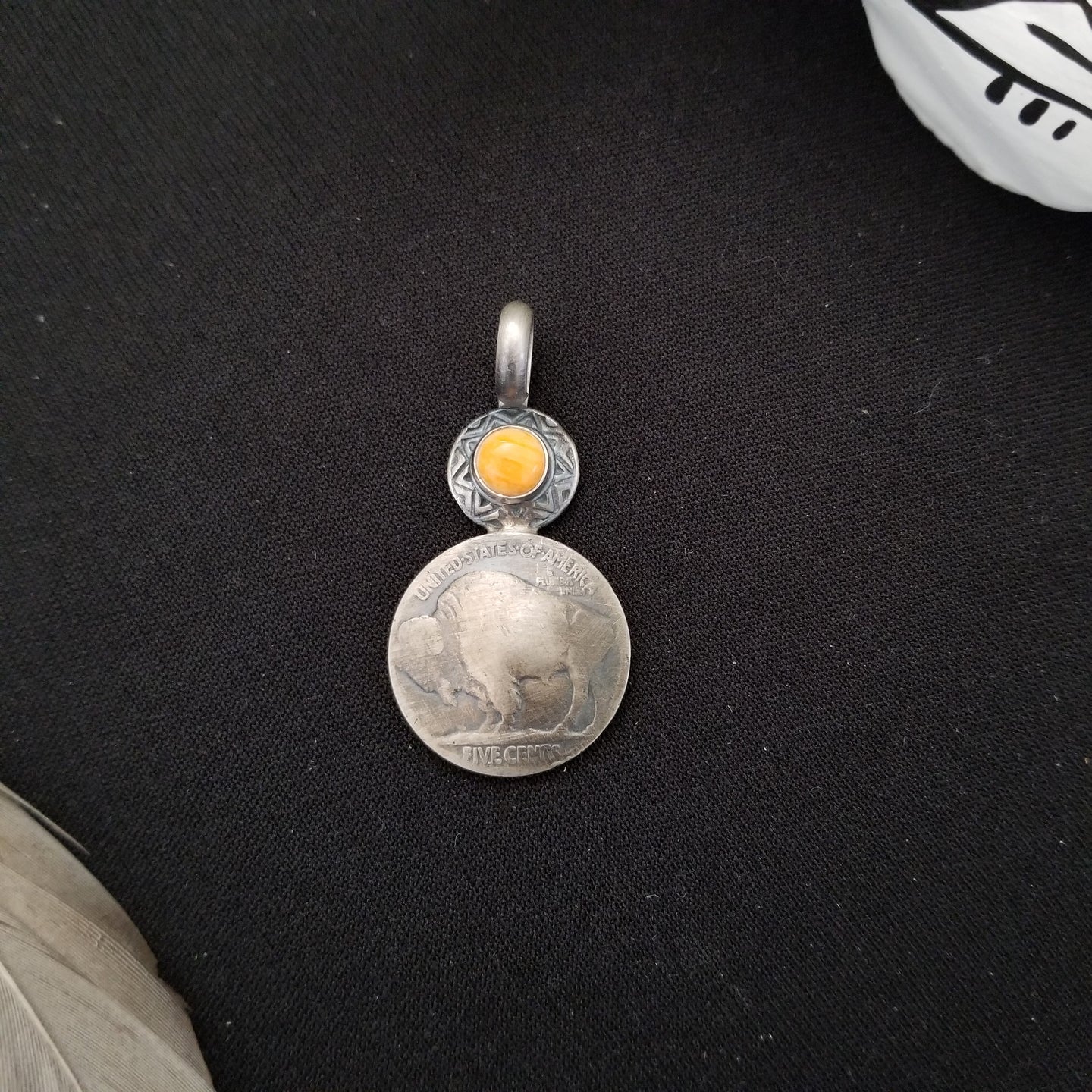 1913-S Buffalo Nickel Orange Spiny Oyster great condition star round shape sterling silver pendant necklace